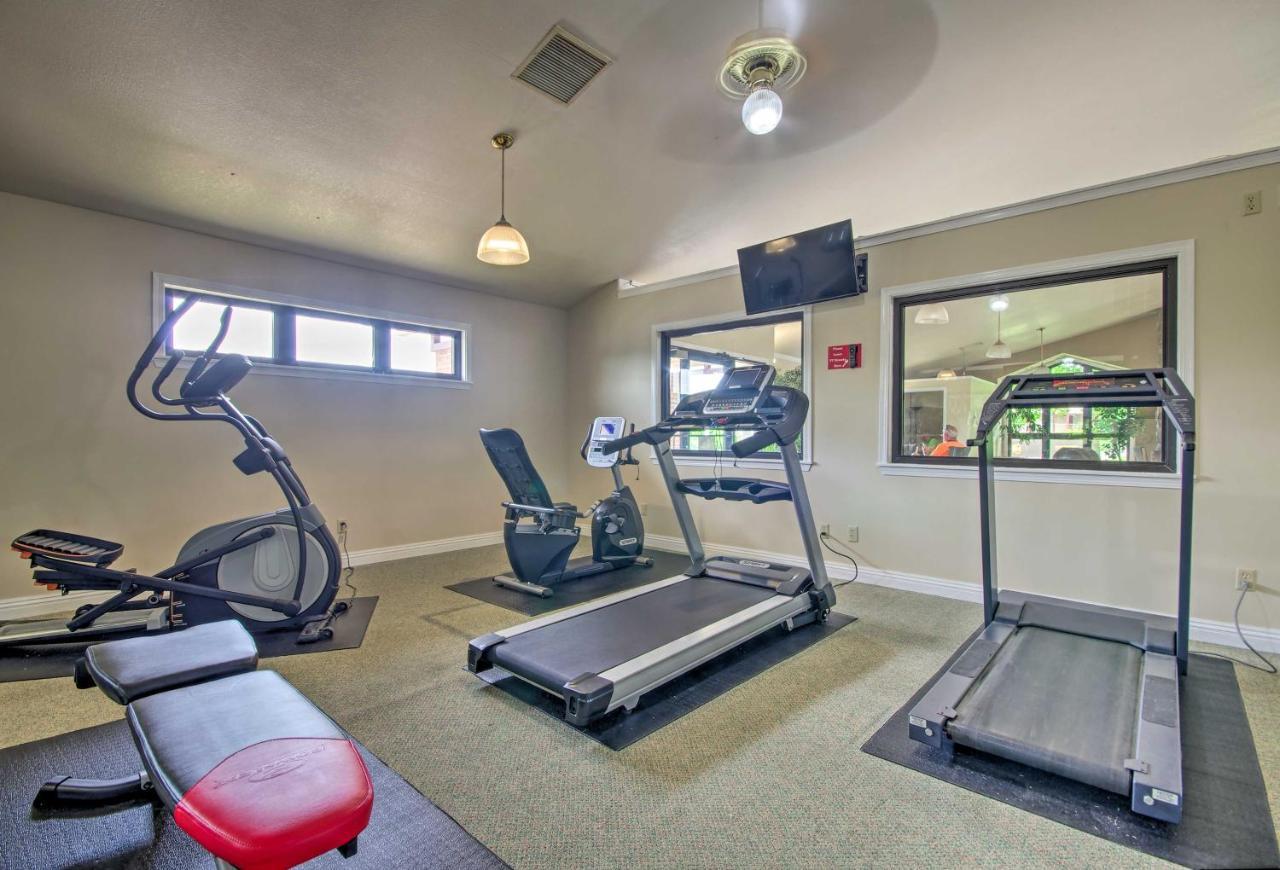 Pet-Friendly Branson Getaway With Private Patio! Daire Dış mekan fotoğraf